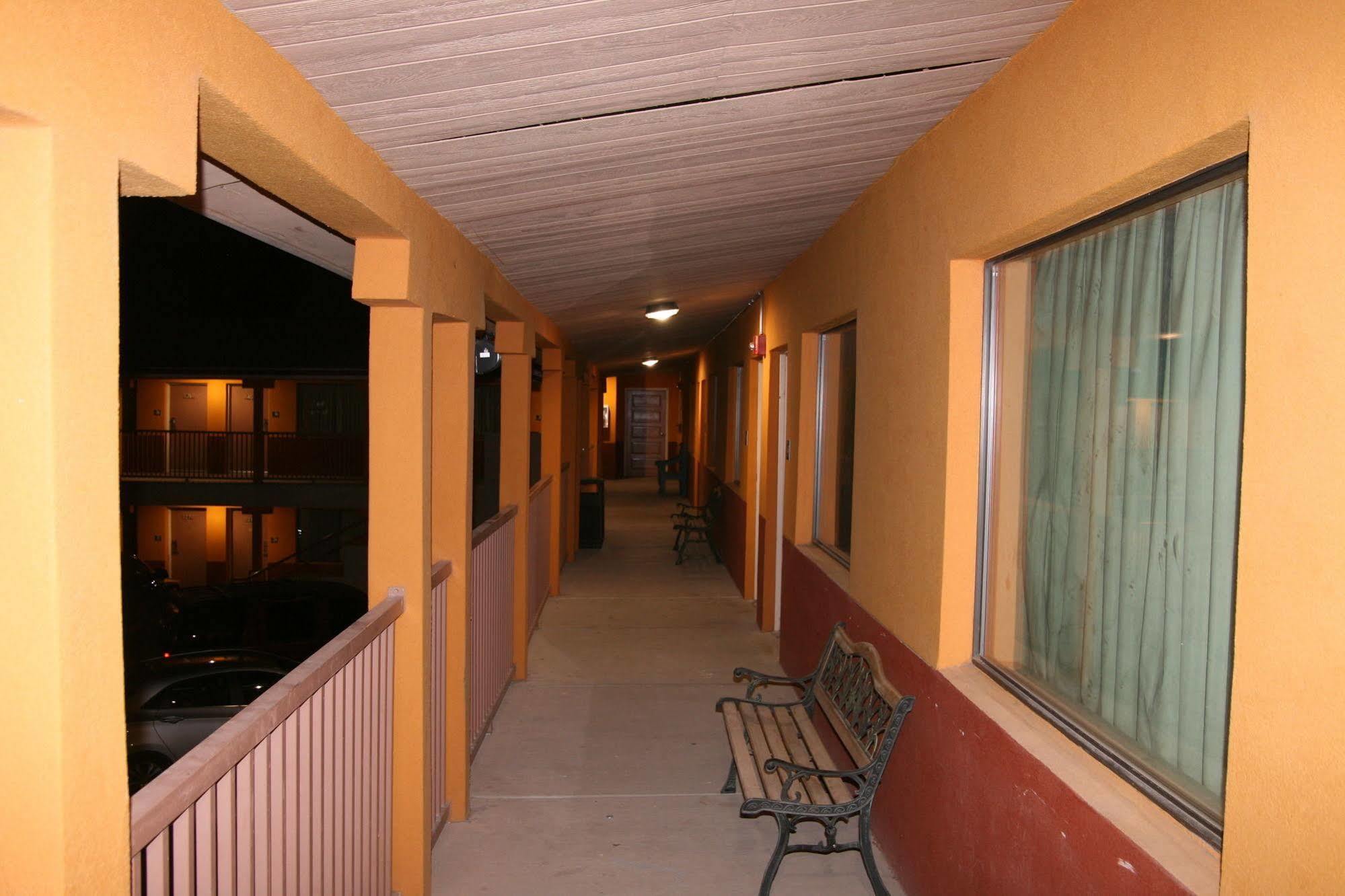 Budget Inn Artesia Eksteriør billede